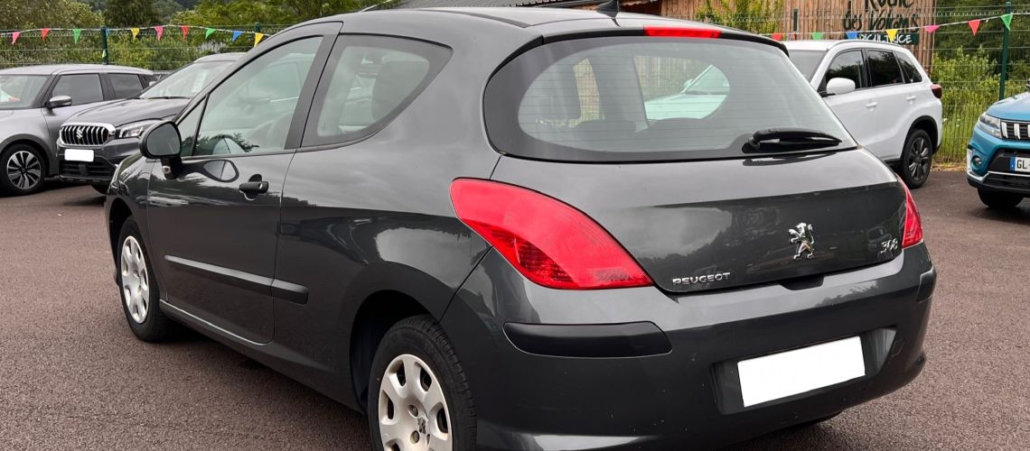 PEUGEOT 308 1.6 HDI 110CH PREMIUM 3P