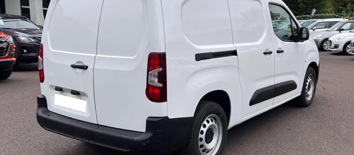 PEUGEOT PARTNER LONG 950KG BLUEHDI 100CH S&S ASPHALT