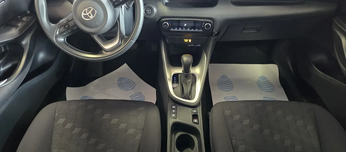 TOYOTA YARIS HYBRID 1.5 116CH DYNAMIC BUSINESS