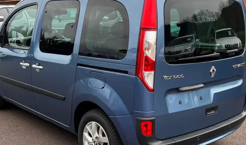 Renault Kangoo BLUE DCI 95
